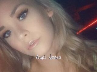 Auri_Jones