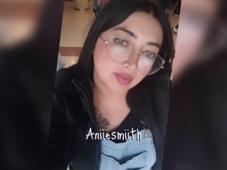 Aniiesmiith