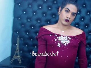 Brunadickhot