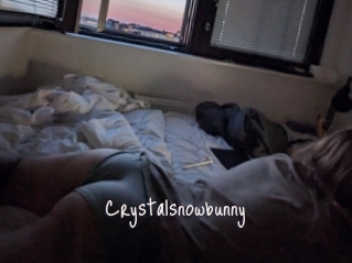 Crystalsnowbunny