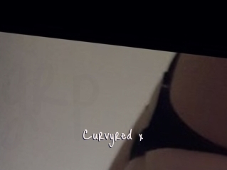 Curvyred_x