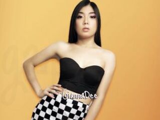 GiannaDee