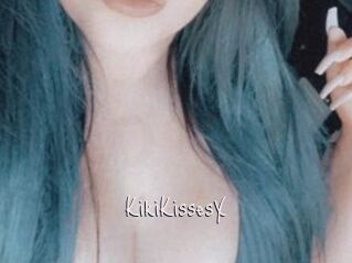KikiKissesX