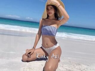 Kinky_Ari