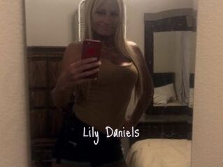 Lily_Daniels