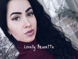 Lovelly_Brunette