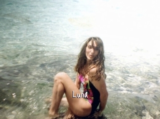 Luna_Taylor
