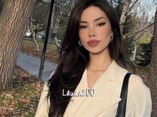 Laura200