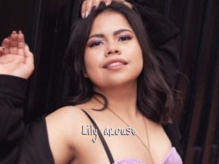 Lily_arouse