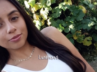 Lunaluxes