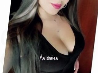 Melaniiee