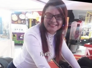Mia85