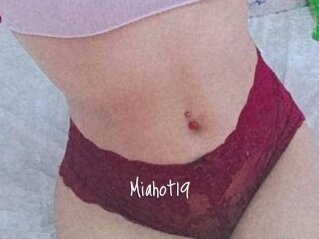Miahot19