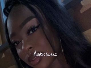 Miiaschwarz