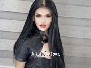 NikkiWintour