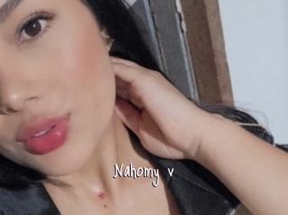 Nahomy_v
