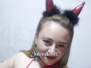 Naomyboobs