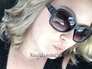 Naughtymama32