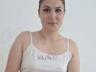 Nikolle32