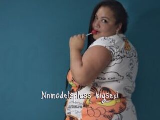 Nnmodelspluss_bigsexi
