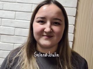 SelenaJoulie