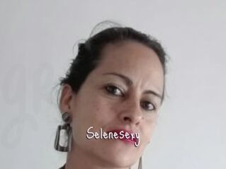 Selenesexy