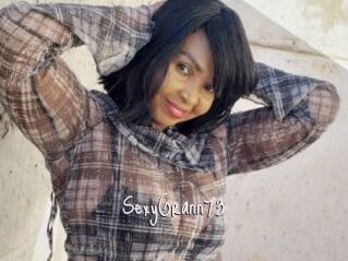 SexyGrann73