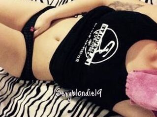 Sexyblondie19