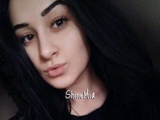 ShineMia