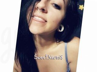 Sweet_Naomi8