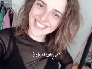 Selenaruby69