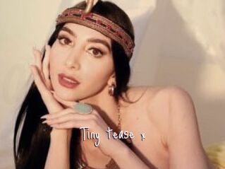 Tiny_tease_x