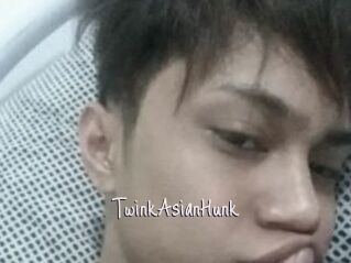 TwinkAsianHunk
