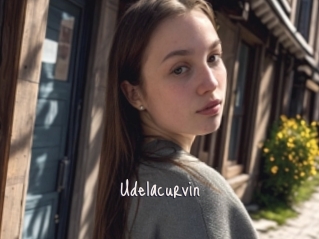Udelacurvin