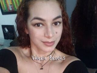 Valerie_Brooks